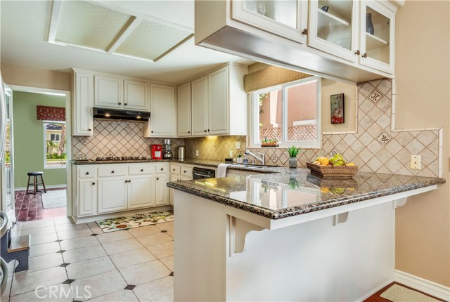 2510 Huntington Lane, Redondo Beach, California 90278, 4 Bedrooms Bedrooms, ,3 BathroomsBathrooms,Residential,Sold,Huntington,SB18091628