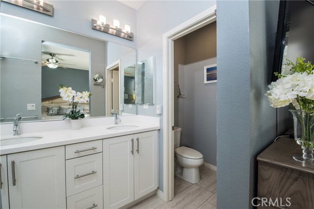 2 Bed Home for Sale in Hawthorne, California