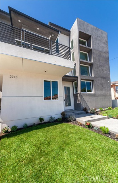 2715 Carnegie Lane, Redondo Beach, California 90278, 4 Bedrooms Bedrooms, ,4 BathroomsBathrooms,Residential,Sold,Carnegie,SB19176335