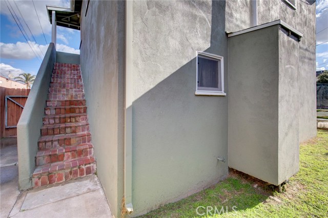  Income Home for Sale in Hawthorne, California