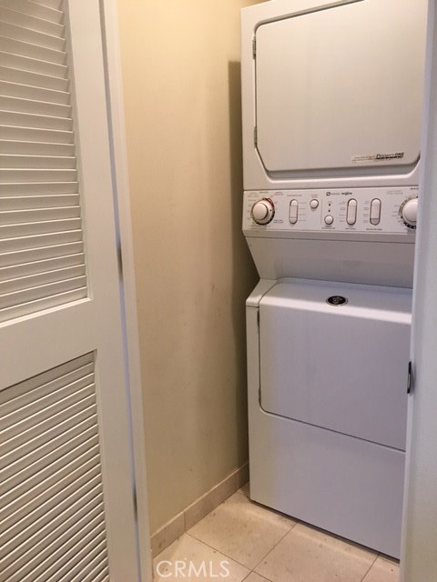 Stacking washer/dryer combo...