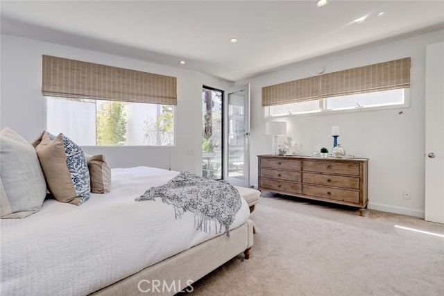 417 20th Place, Manhattan Beach, California 90266, 3 Bedrooms Bedrooms, ,2 BathroomsBathrooms,Residential,Sold,20th,SB21058820