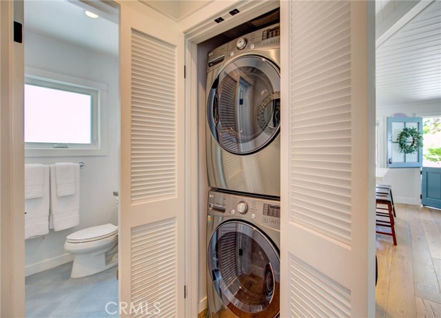 3112 Poinsettia Avenue, Manhattan Beach, California 90266, 4 Bedrooms Bedrooms, ,1 BathroomBathrooms,Residential,Sold,Poinsettia,SB19132552