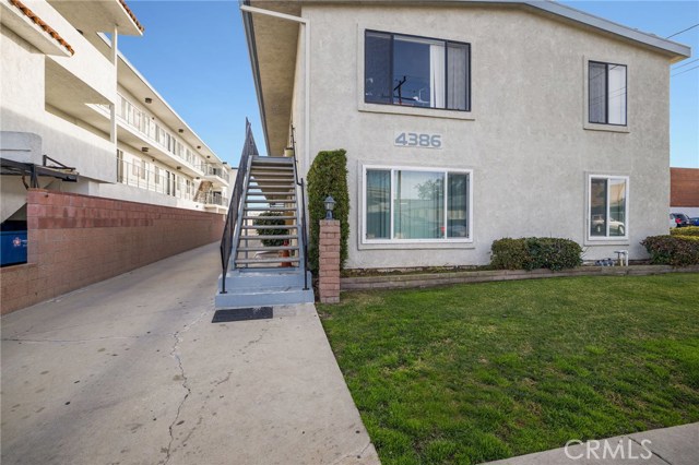  Income Home for Sale in Hawthorne, California