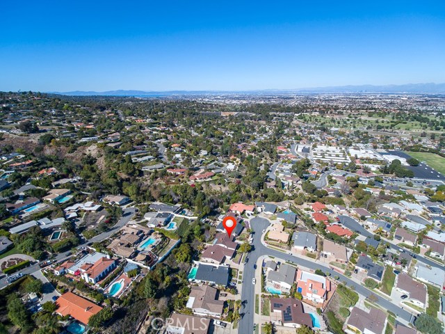 2142 Santa Rena Drive, Rancho Palos Verdes, California 90275, 4 Bedrooms Bedrooms, ,2 BathroomsBathrooms,Residential,Sold,Santa Rena,PV18037589