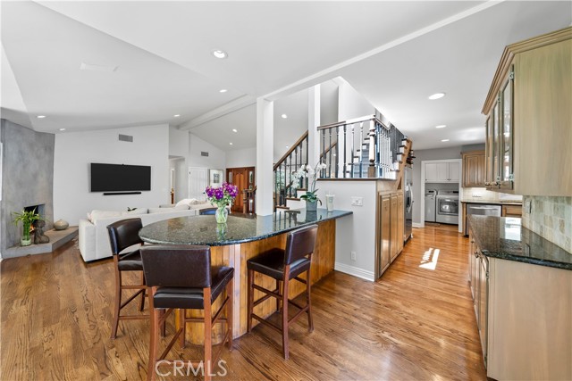 14 Ranchview Road, Rolling Hills Estates, California 90274, 4 Bedrooms Bedrooms, ,3 BathroomsBathrooms,Residential,Sold,Ranchview,SB21085566