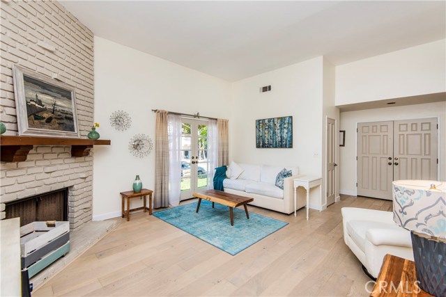 208 Juanita Avenue, Redondo Beach, California 90277, 3 Bedrooms Bedrooms, ,3 BathroomsBathrooms,Residential,Sold,Juanita,SB18196723