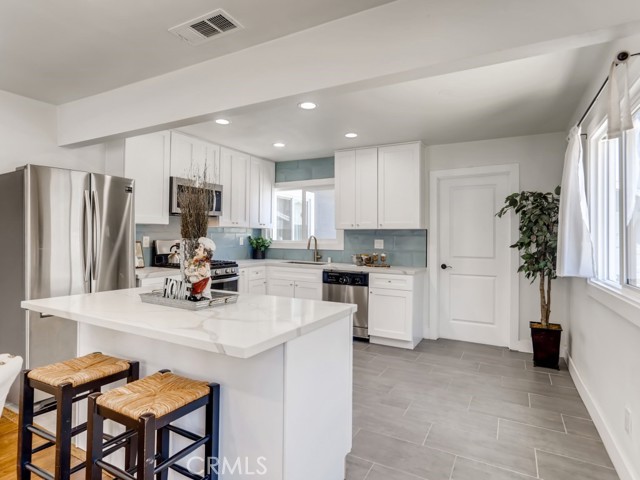 3 Bed Home for Sale in Los Angeles, California