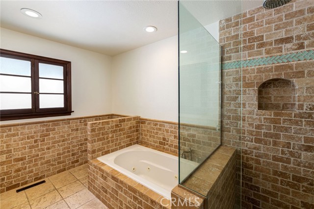 600 35th Street, Manhattan Beach, California 90266, 3 Bedrooms Bedrooms, ,3 BathroomsBathrooms,Residential,Sold,35th,SB19217935