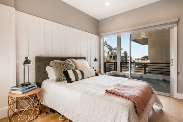 333 18th Street, Manhattan Beach, California 90266, 6 Bedrooms Bedrooms, ,6 BathroomsBathrooms,Residential,Sold,18th,SB20041835