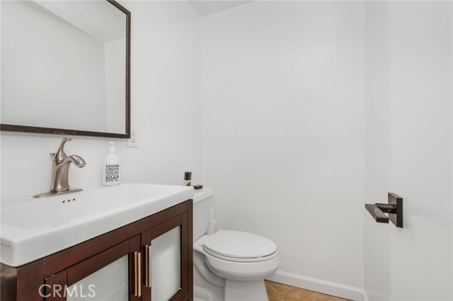 516 24th Street, Hermosa Beach, California 90254, 2 Bedrooms Bedrooms, ,1 BathroomBathrooms,Residential,Sold,24th,SB20201077