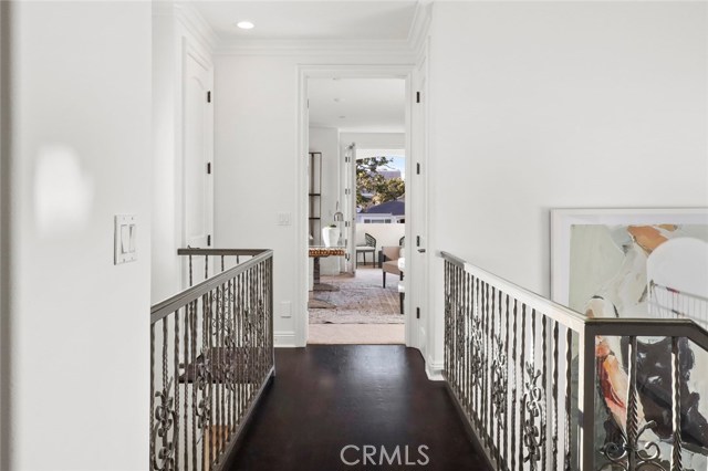 700 Avenue C, Redondo Beach, California 90277, 5 Bedrooms Bedrooms, ,5 BathroomsBathrooms,Residential,Sold,Avenue C,SB19123719