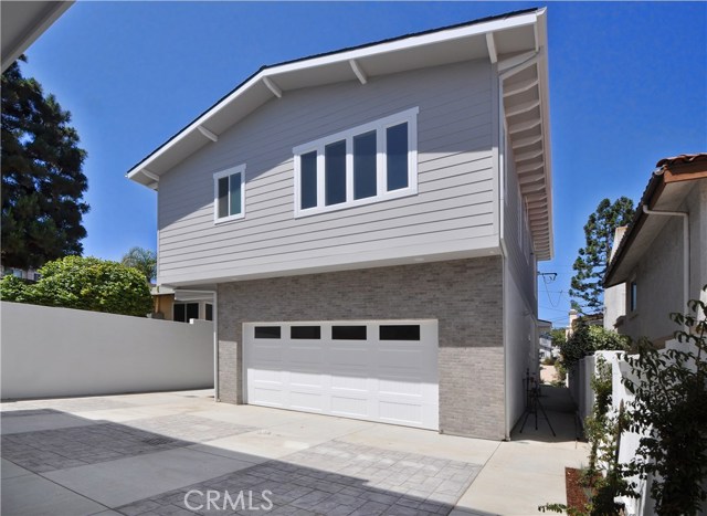 118 Irena Avenue, Redondo Beach, California 90277, 3 Bedrooms Bedrooms, ,2 BathroomsBathrooms,Residential,Sold,Irena,SB18141558