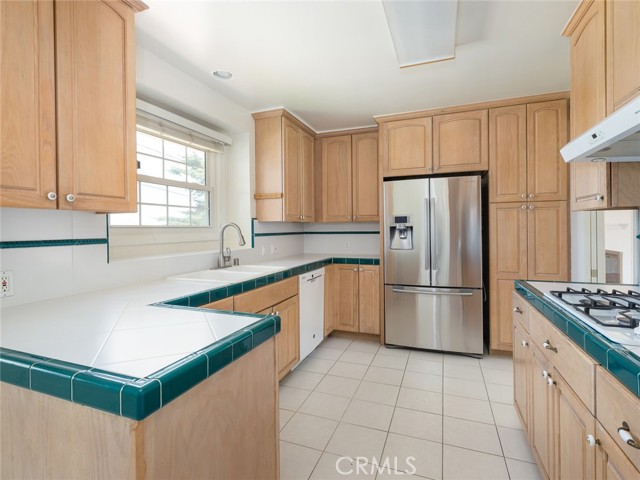 45 Hitching Post Drive, Rolling Hills Estates, California 90274, 4 Bedrooms Bedrooms, ,2 BathroomsBathrooms,Residential,Sold,Hitching Post,SB21155813