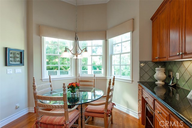 2909 Maple Avenue, Manhattan Beach, California 90266, 5 Bedrooms Bedrooms, ,3 BathroomsBathrooms,Residential,Sold,Maple,SB19265504