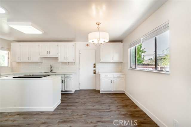 Detail Gallery Image 1 of 1 For 1943 Vining Dr, San Leandro,  CA 94579 - 3 Beds | 2 Baths