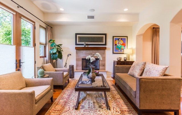 618 Maria Avenue, Redondo Beach, California 90277, 4 Bedrooms Bedrooms, ,2 BathroomsBathrooms,Residential,Sold,Maria,SB17056583