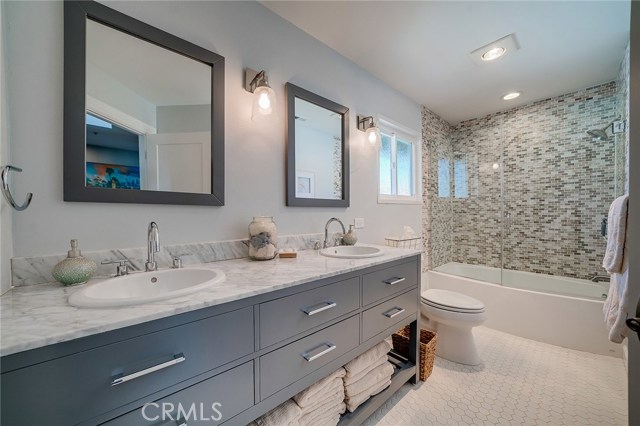 2618 Ruhland Avenue, Redondo Beach, California 90278, 5 Bedrooms Bedrooms, ,2 BathroomsBathrooms,Residential,Sold,Ruhland,SB20118911