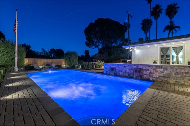 10 Sunnyfield Drive, Rolling Hills Estates, California 90274, 3 Bedrooms Bedrooms, ,2 BathroomsBathrooms,Residential,Sold,Sunnyfield,SB21066576