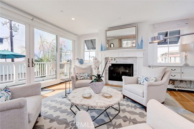420 31st Street, Manhattan Beach, California 90266, 5 Bedrooms Bedrooms, ,2 BathroomsBathrooms,Residential,Sold,31st,SB20242729