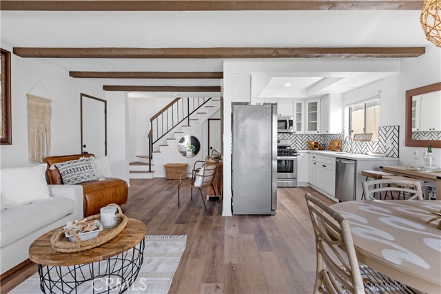 2503 Vanderbilt Lane, Redondo Beach, California 90278, 3 Bedrooms Bedrooms, ,1 BathroomBathrooms,Residential,Sold,Vanderbilt,SB21131553