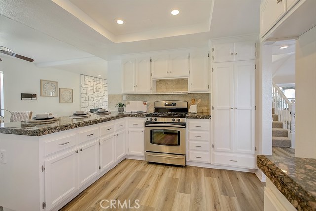 2215 Huntington Lane, Redondo Beach, California 90278, 3 Bedrooms Bedrooms, ,2 BathroomsBathrooms,Residential,Sold,Huntington,PW21010737