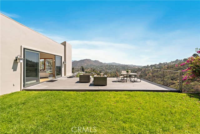 3 Bed Home for Sale in Los Angeles, California