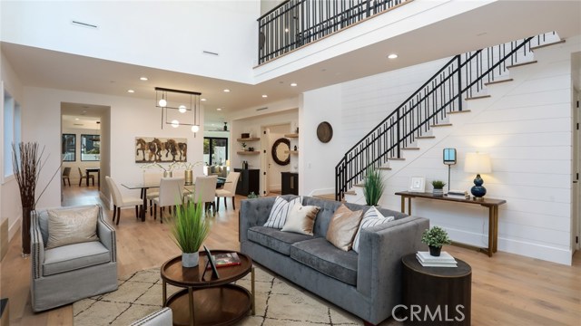 3509 Pine Avenue, Manhattan Beach, California 90266, 5 Bedrooms Bedrooms, ,5 BathroomsBathrooms,Residential,Sold,Pine,PV20051875