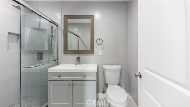 2614 Alvord Lane, Redondo Beach, California 90278, 3 Bedrooms Bedrooms, ,2 BathroomsBathrooms,Residential,Sold,Alvord,PV21014455