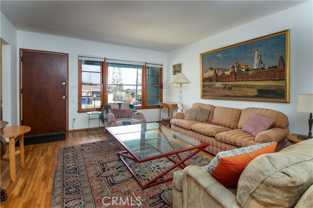 2502 Graham Avenue, Redondo Beach, California 90278, 3 Bedrooms Bedrooms, ,1 BathroomBathrooms,Residential,Sold,Graham,SB19074214