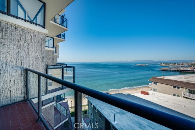 531 Esplanade, Redondo Beach, California 90277, 2 Bedrooms Bedrooms, ,2 BathroomsBathrooms,Residential,Sold,Esplanade,SB21042991