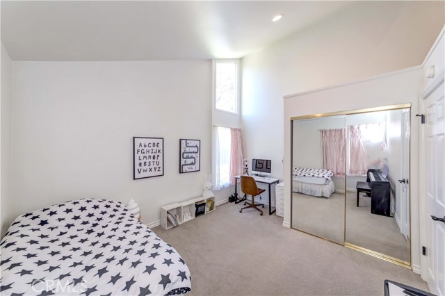 10 Seaview Drive, Rolling Hills Estates, California 90274, 3 Bedrooms Bedrooms, ,2 BathroomsBathrooms,Residential,Sold,Seaview,SB21062172