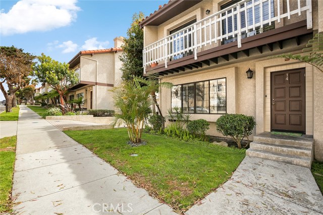 406 Avenue G, Redondo Beach, California 90277, 3 Bedrooms Bedrooms, ,2 BathroomsBathrooms,Residential,Sold,Avenue G,SB18096131