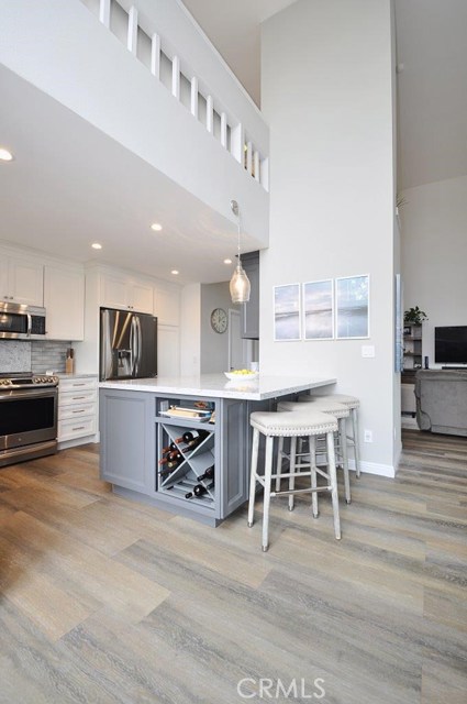 A view of the kitchen island