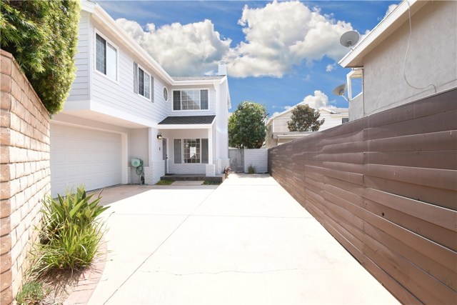 2408 Curtis Avenue, Redondo Beach, California 90278, 3 Bedrooms Bedrooms, ,2 BathroomsBathrooms,Residential,Sold,Curtis,PV20196577