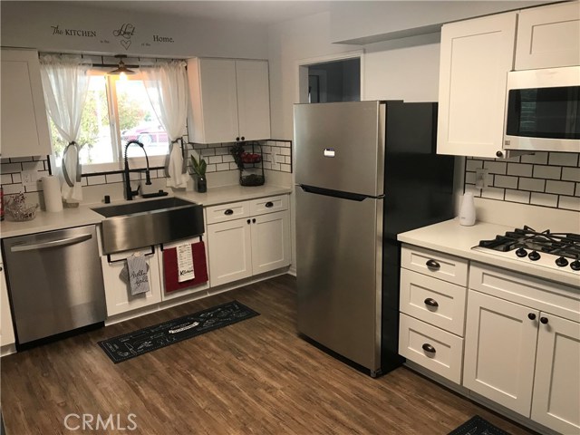 Photo of 28864 Murrieta Road, Menifee, CA 92586