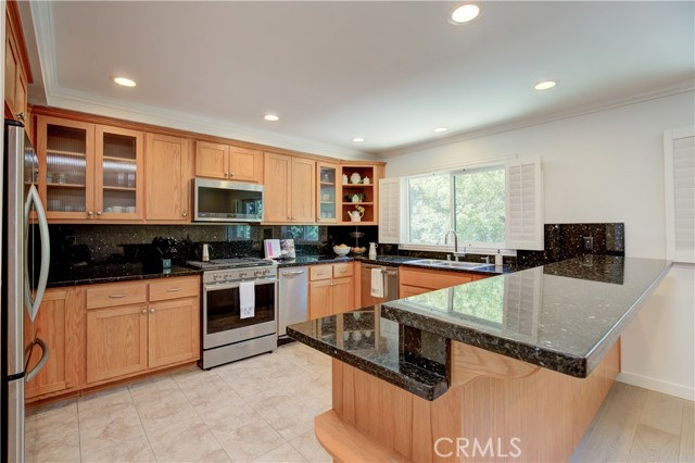 3603 Fox Ridge Lane, Rolling Hills Estates, California 90274, 3 Bedrooms Bedrooms, ,1 BathroomBathrooms,Residential,Sold,Fox Ridge,SB21089177