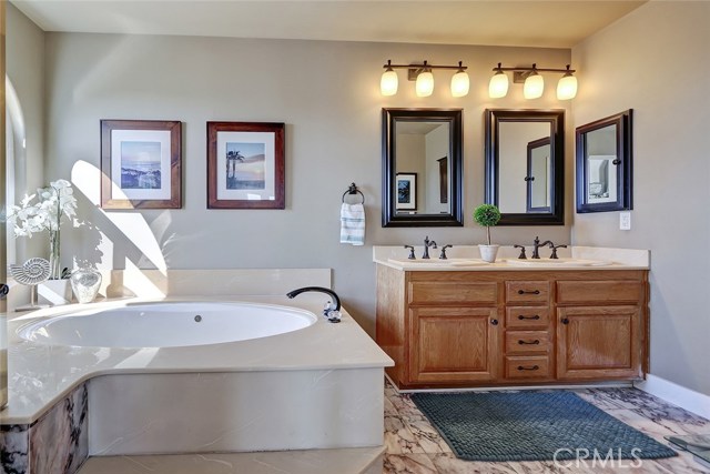 503 Anita Street, Redondo Beach, California 90278, 4 Bedrooms Bedrooms, ,4 BathroomsBathrooms,Residential,Sold,Anita,SB18269219