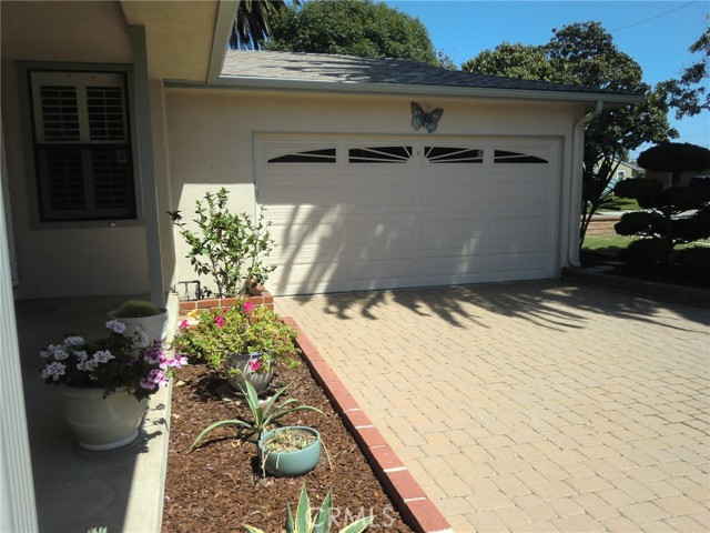 Front Planter and Garage