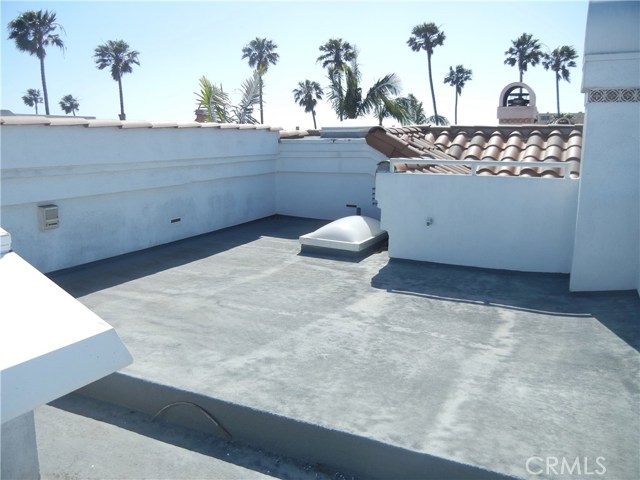 Roof Deck - looking West