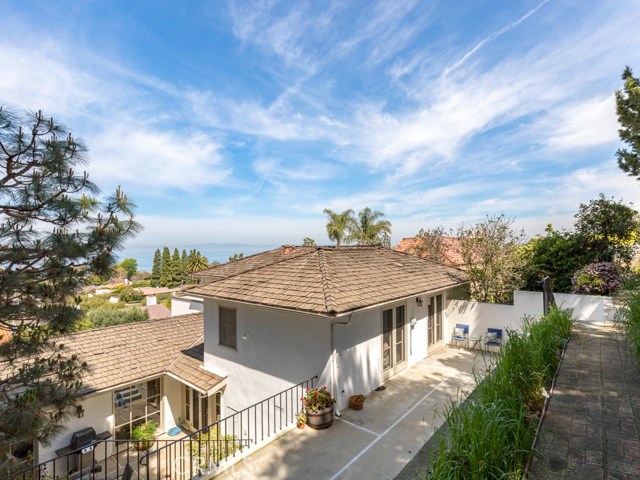 1716 Via Boronada, Palos Verdes Estates, California 90274, 3 Bedrooms Bedrooms, ,3 BathroomsBathrooms,Residential,Sold,Via Boronada,SB19060046