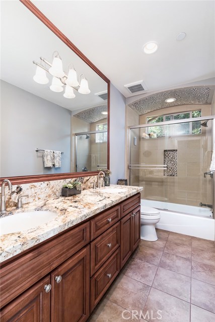 1804 Vanderbilt Lane, Redondo Beach, California 90278, 4 Bedrooms Bedrooms, ,3 BathroomsBathrooms,Residential,Sold,Vanderbilt,SB19181621
