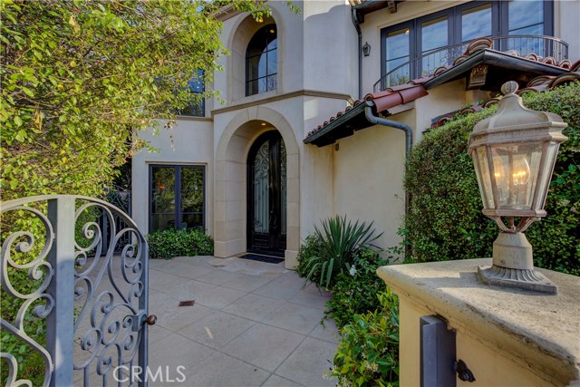 1544 Voorhees Avenue, Manhattan Beach, California 90266, 6 Bedrooms Bedrooms, ,2 BathroomsBathrooms,Residential,Sold,Voorhees,SB18167556