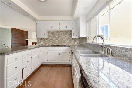 225 25th Street, Manhattan Beach, California 90266, 5 Bedrooms Bedrooms, ,4 BathroomsBathrooms,Residential,Sold,25th,SB19199643