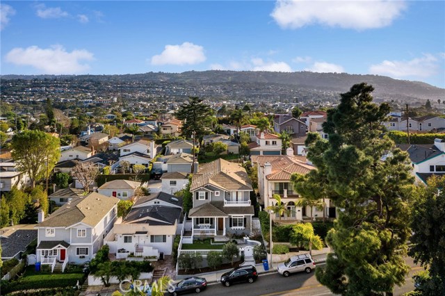 844 Avenue B, Redondo Beach, California 90277, 5 Bedrooms Bedrooms, ,5 BathroomsBathrooms,Residential,Sold,Avenue B,SB20039322
