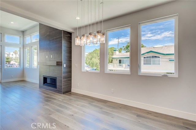1922 Vanderbilt Lane, Redondo Beach, California 90278, 5 Bedrooms Bedrooms, ,5 BathroomsBathrooms,Residential,Sold,Vanderbilt,PV19214347