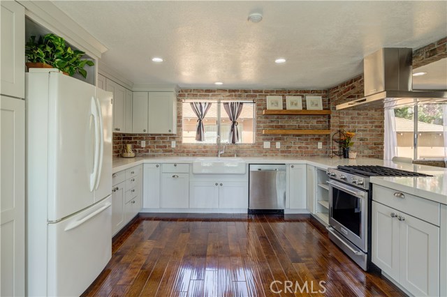 2003 Mathews Avenue, Redondo Beach, California 90278, 3 Bedrooms Bedrooms, ,2 BathroomsBathrooms,Residential,Sold,Mathews,SB20131644
