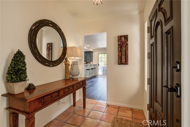 716 Lucia Avenue, Redondo Beach, California 90277, 3 Bedrooms Bedrooms, ,2 BathroomsBathrooms,Residential,Sold,Lucia,PV20207865