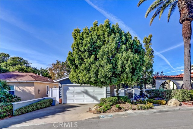 3515 Pine Avenue, Manhattan Beach, California 90266, 4 Bedrooms Bedrooms, ,1 BathroomBathrooms,Residential,Sold,Pine,OC17275531