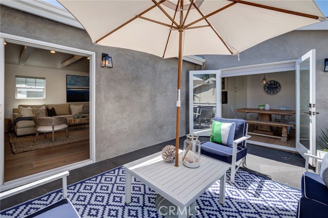 3528 Maple Avenue, Manhattan Beach, California 90266, 3 Bedrooms Bedrooms, ,2 BathroomsBathrooms,Residential,Sold,Maple,SB18217502